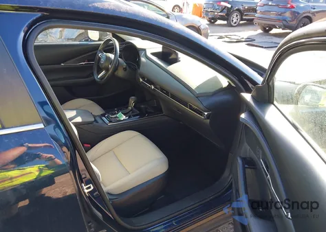 2023 Mazda Cx-30 2.5 S Preferred from USA, damaged, VIN 3MVDMBCM1PM574354